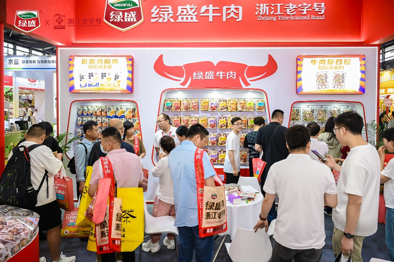 SIAL西雅展:绿盛爆品矩阵携手经销商共赢,百年老字号展现多维实力